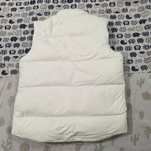 Canada Goose White Stand Collar Down Vest - Picture 3 of 11